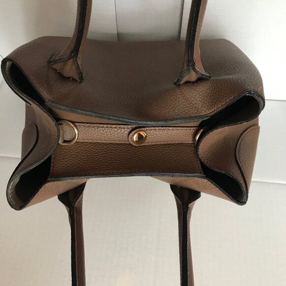 ai Toronto Seoul Park - Picture 7 of 12